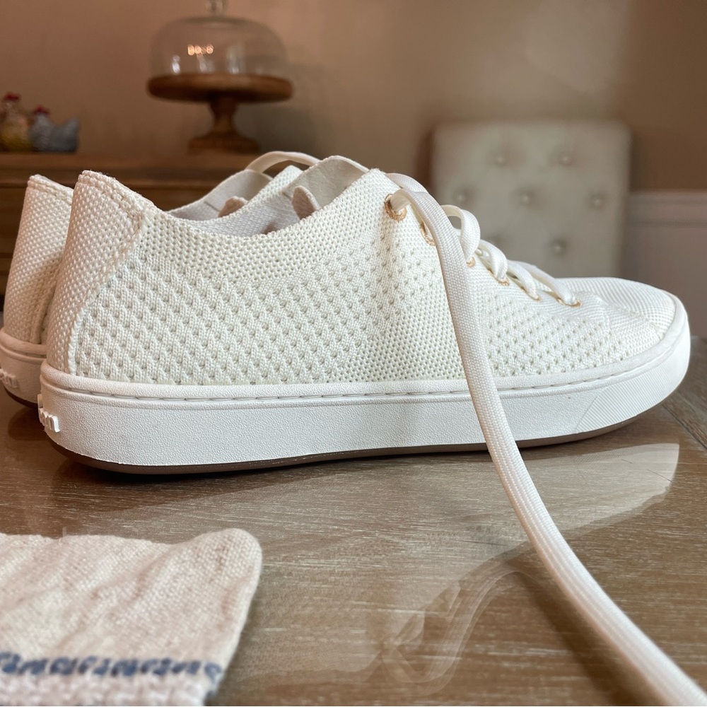 L.L. Bean White Minimalist Sneakers
